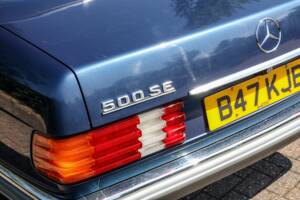 Immagine 21/44 di Mercedes-Benz 500 SE (1985)