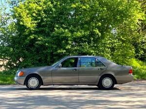 Image 8/44 of Mercedes-Benz 400 SEL (1992)