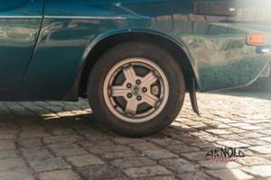Image 11/34 de Volvo 1800 ES (1973)