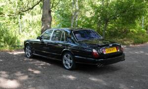 Image 2/50 of Bentley Arnage T (2004)