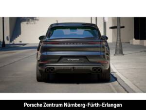 Bild 7/16 von Porsche Cayenne S E-Hybrid (2026)
