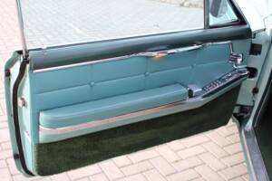 Image 19/29 of Cadillac 62 Convertible (1963)
