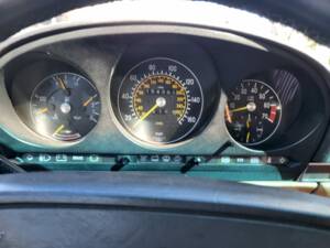Image 7/8 of Mercedes-Benz 560 SL (1988)