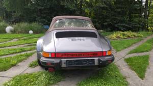 Image 77/104 of Porsche 911 Carrera 3.2 (1986)