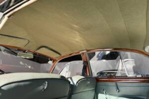 Bild 17/29 von Jaguar Mk II 3.4 (1962)