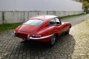 Immagine 8/8 di Jaguar E-Type 3.8 (1964)
