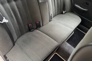 Bild 25/47 von BMW 528i (1986)