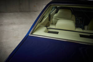 Image 37/100 of Ferrari 412 (1986)