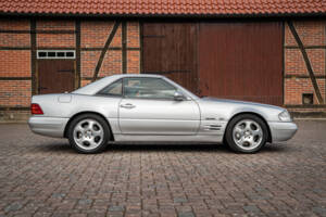 Bild 13/38 von Mercedes-Benz SL 500 (2000)