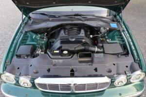 Imagen 6/50 de Jaguar XJ 8 4.2 (2006)
