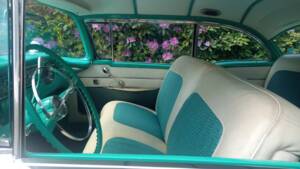 Bild 8/9 von Oldsmobile 98 Sedan (1956)