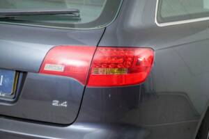 Immagine 31/45 di Audi A6 Avant 2.4 (2006)