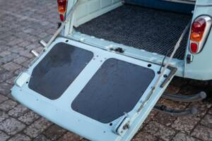 Image 20/66 of Renault R 4 Super (1962)