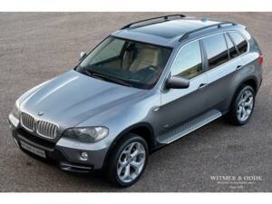 Bild 15/26 von BMW X5 xDrive48i (2007)