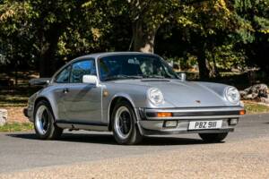 Bild 1/42 von Porsche 911 Carrera 3.2 (1989)