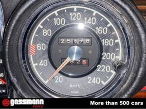 Image 11/15 de Mercedes-Benz 280 SE 3,5 (1970)