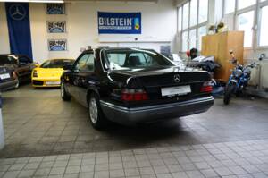 Bild 10/35 von Mercedes-Benz E 320 (1993)