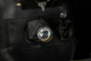 Image 21/50 of Toyota Land Cruiser BJ 40 (1977)