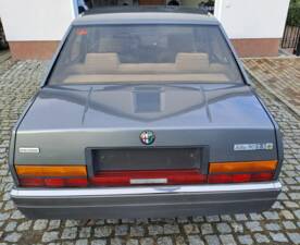 Image 4/8 of Alfa Romeo 90 2.5 Quadrifoglio Oro (1986)