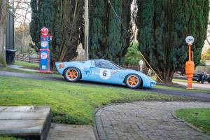Image 4/32 of Ford GT40 (1965)