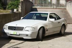 Image 48/50 of Mercedes-Benz 300 SL-24 (1989)
