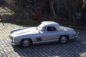 Image 13/14 of Mercedes-Benz 300 SL Roadster (1958)