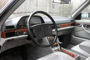 Image 2/8 of Mercedes-Benz 500 SEC (1986)