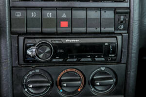 Image 21/50 of Audi Cabriolet 2.3 E (1992)