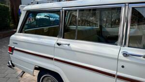 Image 11/50 of Jeep Wagoneer Brougham (1982)