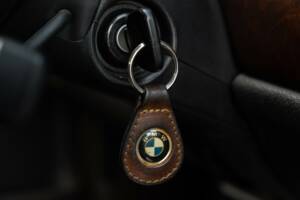 Image 24/36 of BMW 750iL (1989)