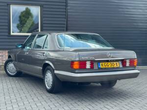 Image 3/26 of Mercedes-Benz 420 SEL (1986)