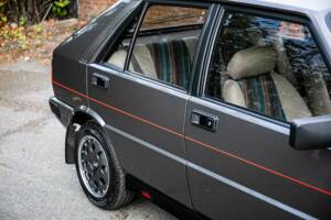 Imagen 36/50 de Lancia Delta 1.6 HF (1989)