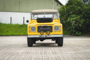 Image 8/98 of Land Rover 109 (1983)