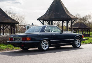 Bild 3/27 von Mercedes-Benz 380 SL (1984)