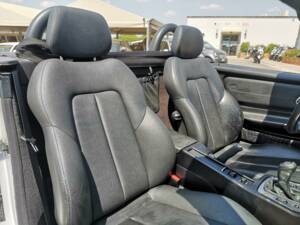 Imagen 21/38 de Mercedes-Benz SLK 200 Kompressor (2002)