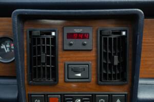 Image 40/50 de FIAT Spider 2000 Pininfarina 50th Anniversary Edition (1981)