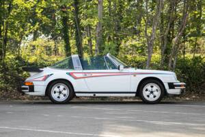 Image 7/31 of Porsche 911 SC 3.0 (1979)