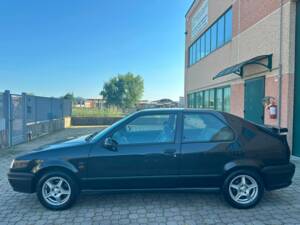 Image 4/20 de Renault R 19 1.7 TXE (1995)