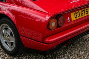 Afbeelding 48/49 van Ferrari 328 GTS (1989)