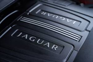 Bild 32/50 von Jaguar XJ 5.0 (2010)
