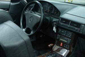 Image 34/50 of Mercedes-Benz SL 500 (1994)