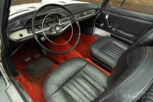Imagen 2/8 de Peugeot 404 Convertible (1966)