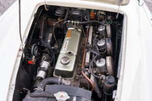 Image 34/72 de Austin-Healey 3000 Mk II (BJ7) (1962)