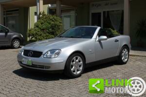 Image 2/10 of Mercedes-Benz SLK 200 Kompressor (1997)