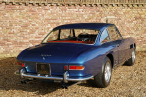 Immagine 43/50 di Ferrari 330 GT (1966)