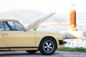 Image 7/58 of Porsche 911 2.7 S (1974)
