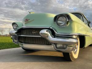 Image 17/83 of Cadillac 62 Convertible (1956)