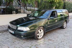 Bild 1/40 von Volvo V 70 2.0 T5 (1997)