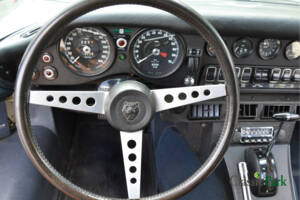 Bild 30/50 von Jaguar E-Type V12 (2+2) (1971)