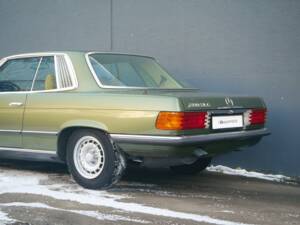 Afbeelding 29/41 van Mercedes-Benz 280 SLC (1977)